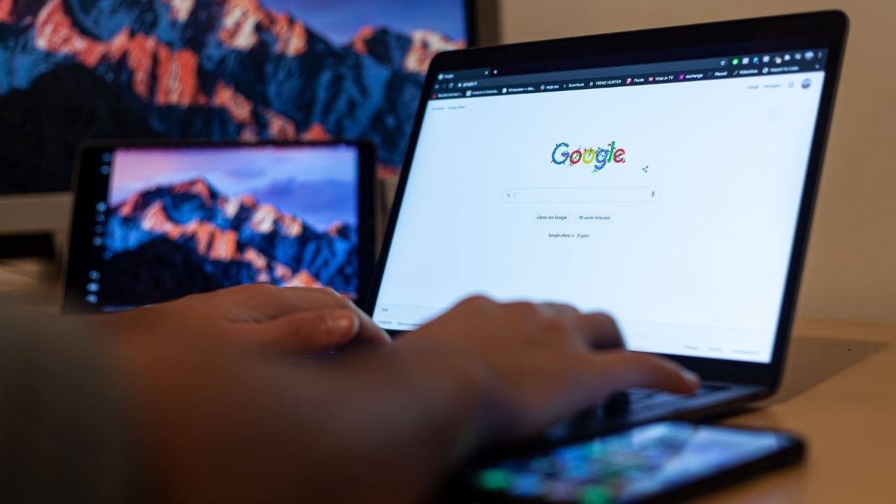 Can PPC Help My Business Rank Higher on Google? 3 how-google-decides-which-ads-show-first